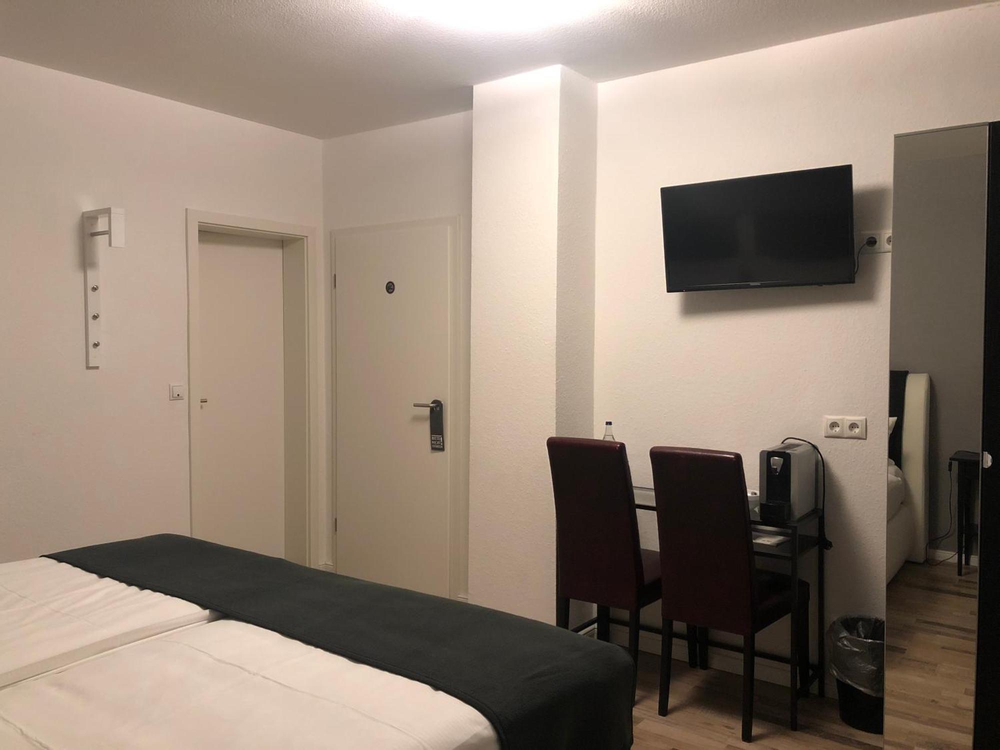 Hotel Schwarzes Ross Ganderkesee Buitenkant foto