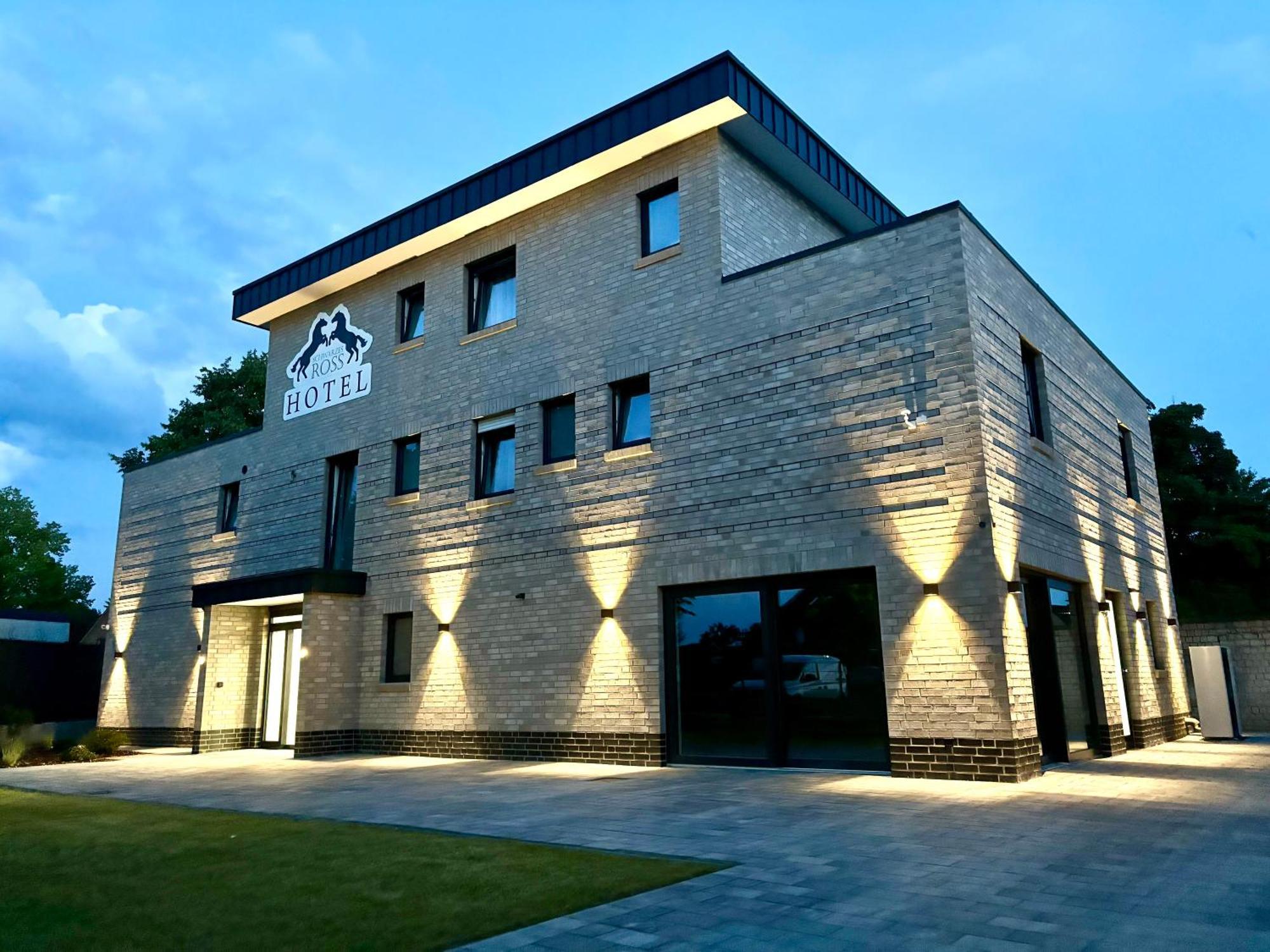 Hotel Schwarzes Ross Ganderkesee Buitenkant foto